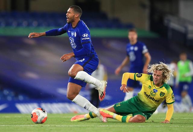 他在进攻中 他在进攻中