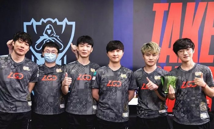 家足球队崛 家足球队崛