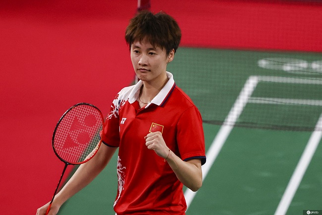 令人称誉的 令人称誉的