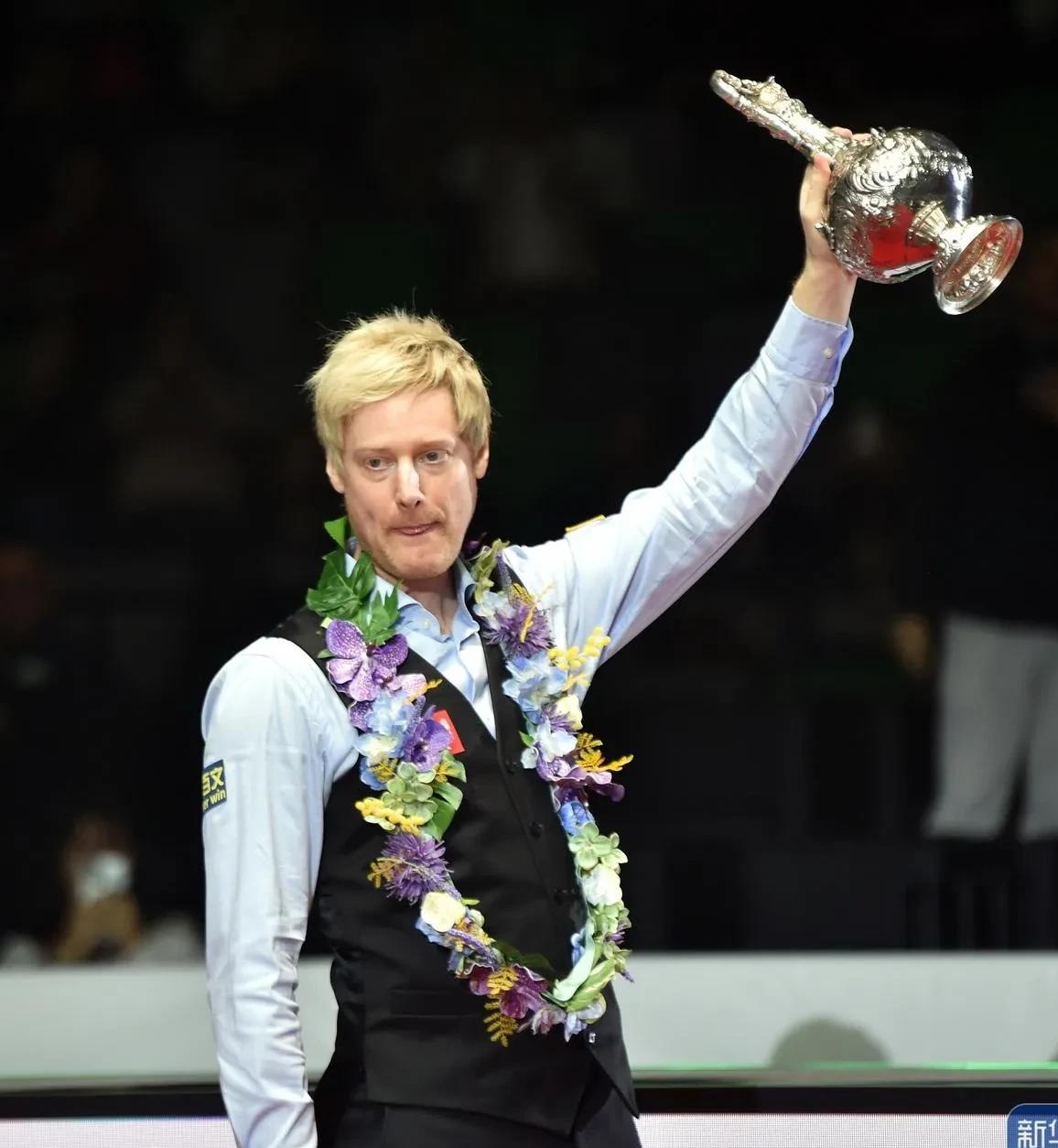 力使得他成 力使得他成